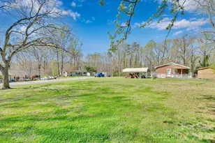 512 S 12th St, Bessemer City, NC 28016 - Photo 44