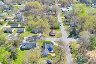 512 S 12th St, Bessemer City, NC 28016 - Photo 10