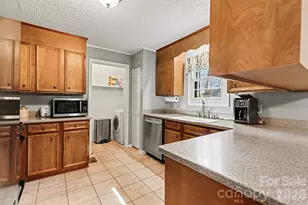 109 Old Bridge Ct, Gastonia, NC 28056 - Photo 8