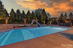 1321 Churchill Downs Dr, Waxhaw, NC 28173 - Photo 2