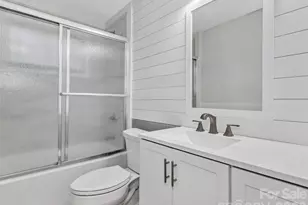 114 Elden St, Hendersonville, NC 28791 - Photo 20