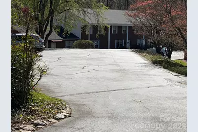 75 Laurelwood Drive #69, Marion, NC 28752 - Photo 24