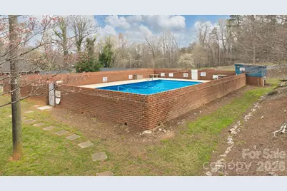 75 Laurelwood Drive #69, Marion, NC 28752 - Photo 22