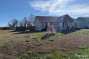 1033 Clineview Dr, Cherryville, NC 28021 - Photo 4