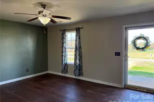 1033 Clineview Dr, Cherryville, NC 28021 - Photo 8