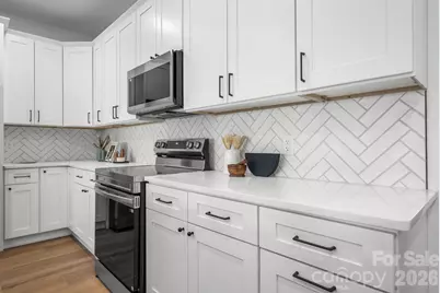 2117 24th Street Lane SE, Hickory, NC 28602 - Photo 10