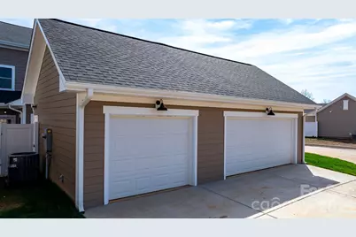 2117 24th Street Lane SE, Hickory, NC 28602 - Photo 24