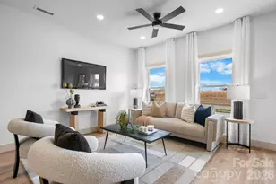 2117 24th St Ln SE, Hickory, NC 28602 - Photo 6