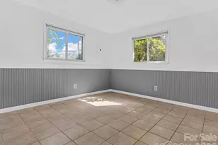 114 Elden St, Hendersonville, NC 28791 - Photo 22