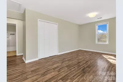 114 Elden Street, Hendersonville, NC 28791 - Photo 10