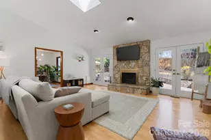 1432 Jules Ct, Charlotte, NC 28226 - Photo 4