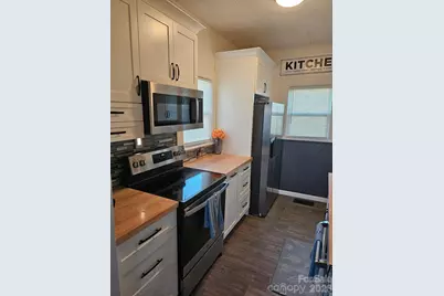 213 Colombo Street NW, Valdese, NC 28690 - Photo 4