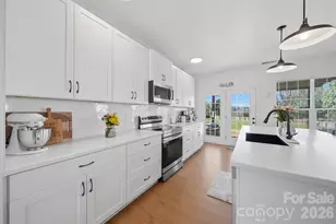 5050 Orchard Park Dr, Hickory, NC 28602 - Photo 16