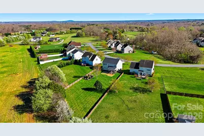 5050 Orchard Park Drive, Hickory, NC 28602 - Photo 46