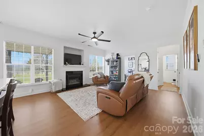 5050 Orchard Park Drive, Hickory, NC 28602 - Photo 8