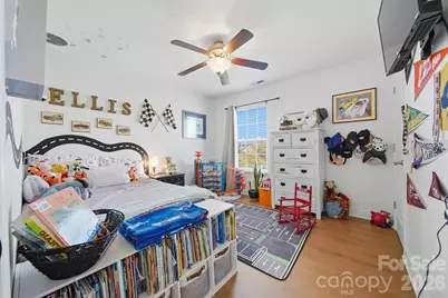 5050 Orchard Park Drive, Hickory, NC 28602 - Photo 30