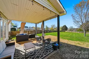 5050 Orchard Park Dr, Hickory, NC 28602 - Photo 38