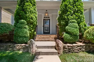 10421 Royal Winchester Dr, Charlotte, NC 28277 - Photo 2