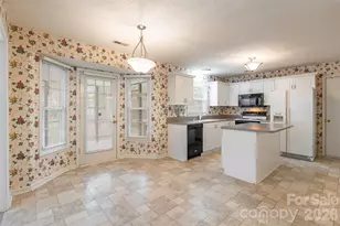 210 Pond View Ln, Fort Mill, SC 29715 - Photo 12