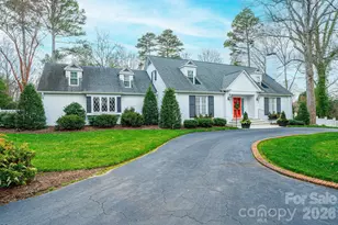 935 18th Ave Dr NW, Hickory, NC 28601 - Photo 2