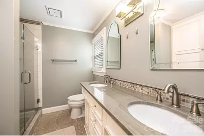 935 18th Avenue Drive NW, Hickory, NC 28601 - Photo 32