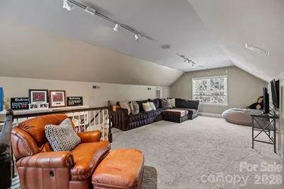 2727 Hampton Avenue, Charlotte, NC 28207 - Photo 38