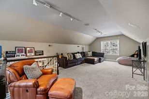 2727 Hampton Ave, Charlotte, NC 28207 - Photo 38