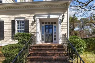 2727 Hampton Ave, Charlotte, NC 28207 - Photo 4