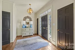 2727 Hampton Ave, Charlotte, NC 28207 - Photo 14