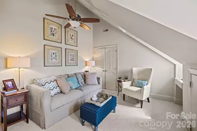 2727 Hampton Avenue, Charlotte, NC 28207 - Photo 34