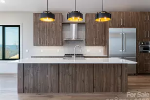 247 Coachman Dr, Hendersonville, NC 28791 - Photo 16