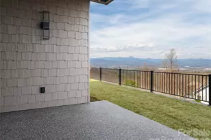 247 Coachman Dr, Hendersonville, NC 28791 - Photo 42