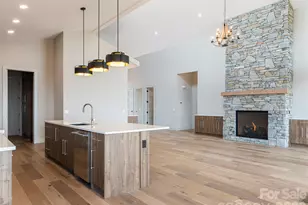 247 Coachman Dr, Hendersonville, NC 28791 - Photo 14