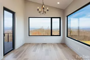 247 Coachman Dr, Hendersonville, NC 28791 - Photo 20