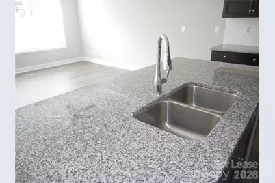 8731 Harris Lake Lane, Charlotte, NC 28269 - Photo 4