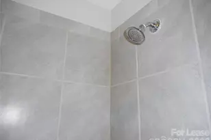 8731 Harris Lake Ln, Charlotte, NC 28269 - Photo 14