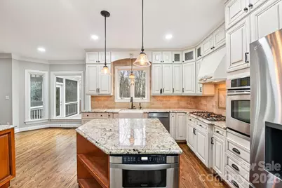 13003 Darby Chase Drive, Charlotte, NC 28277 - Photo 10