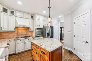 13003 Darby Chase Dr, Charlotte, NC 28277 - Photo 12