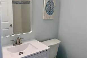 1649 Arlyn Cir, Charlotte, NC 28213 - Photo 14