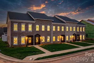 2119 24th St Ln SE, Hickory, NC 28602 - Photo 1