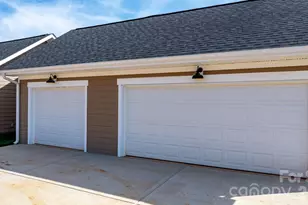 2119 24th St Ln SE, Hickory, NC 28602 - Photo 26