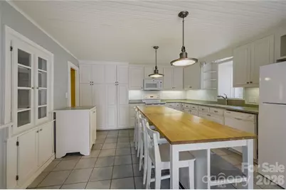 917 Zeline Avenue NE, Valdese, NC 28690 - Photo 12