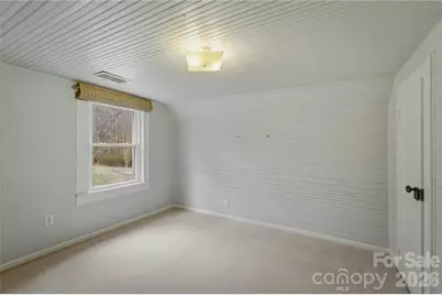 917 Zeline Avenue NE, Valdese, NC 28690 - Photo 32