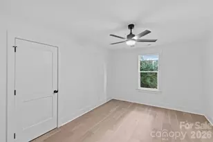 2461 Eaton Rd, Charlotte, NC 28205 - Photo 26