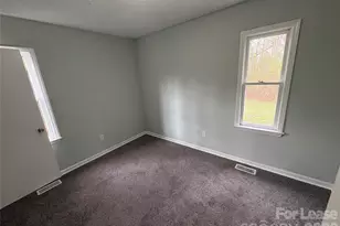 2610 Tablerock Rd, Lenoir, NC 28645 - Photo 8