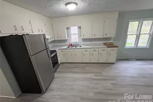 2610 Tablerock Rd, Lenoir, NC 28645 - Photo 4