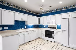 8348 Highland Glen Dr, Charlotte, NC 28269 - Photo 8