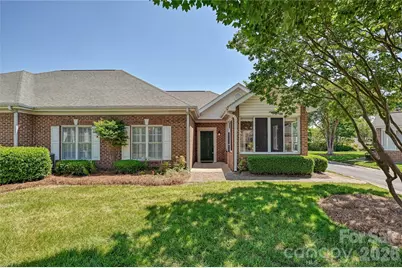 8348 Highland Glen Drive, Charlotte, NC 28269 - Photo 2