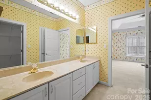 8348 Highland Glen Dr, Charlotte, NC 28269 - Photo 14