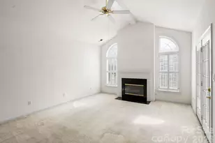 8348 Highland Glen Dr, Charlotte, NC 28269 - Photo 4